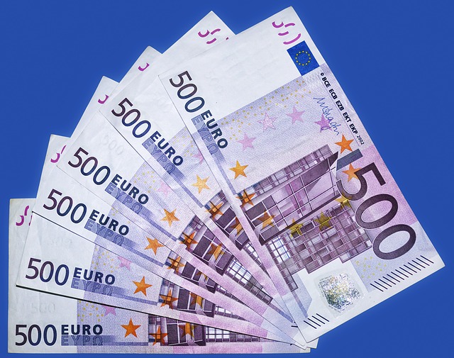 eurové peníze